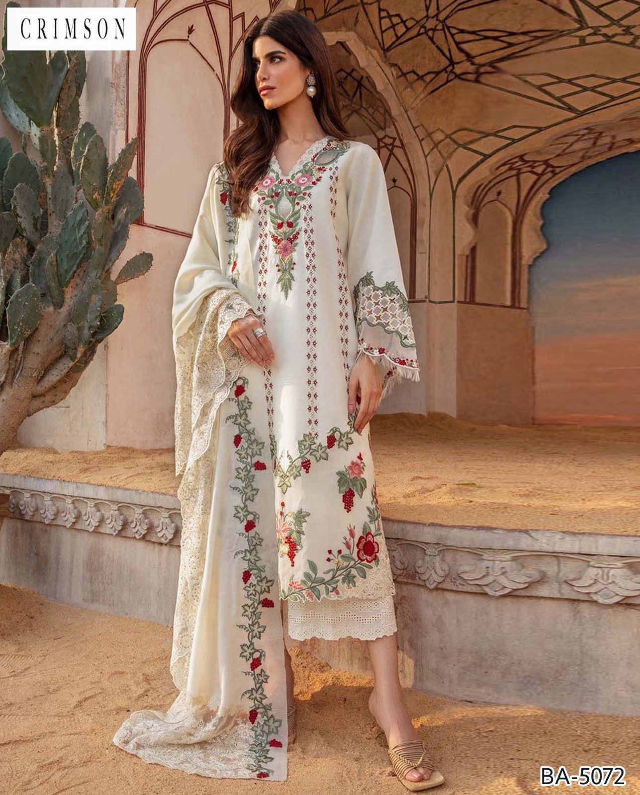 crimson Lawn 3 pc embroidery suit